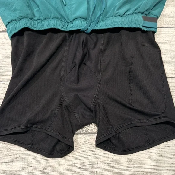 🍋Men’s Lululemon Surge Lined Short 6” size M teal🍋
